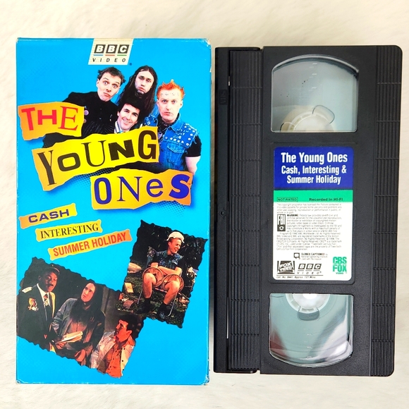 The Young Ones 2 VHS set, 6 Episodes - Picture 8 of 17
